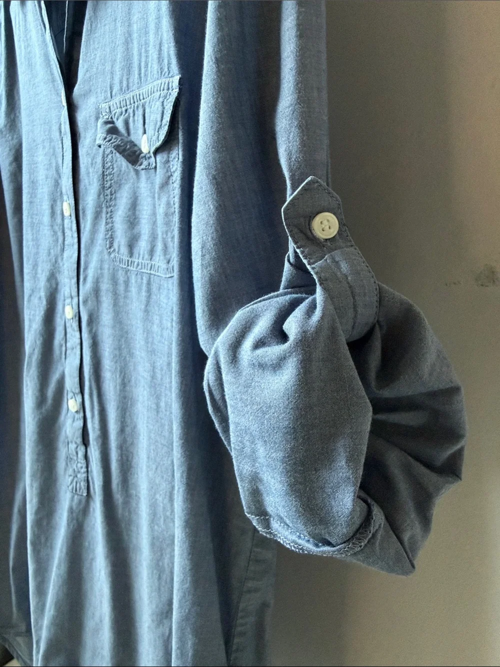 J. Crew Women’s M  Blue Long-Sleeve 3/4 Button-Down Shirt with Tie Up Sleeves
